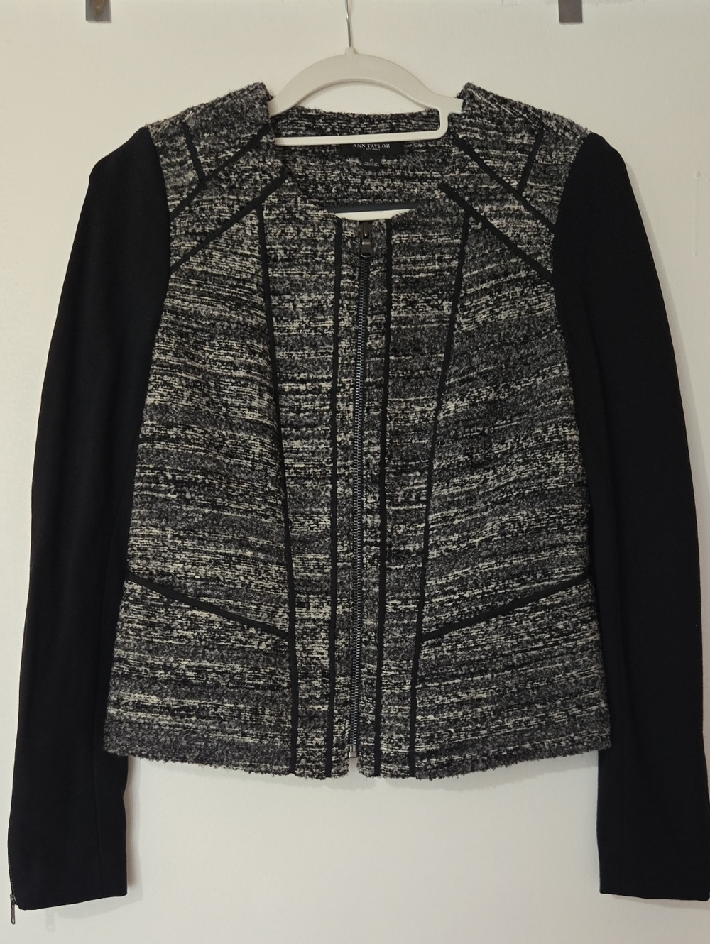 Ann Taylor Black and Gray Tweed Zip-Front Blazer